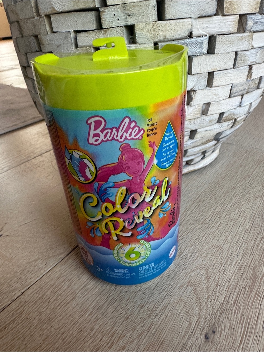 Barbie Color Reveal Surprise Pack with Bright Yellow-Green Lid
